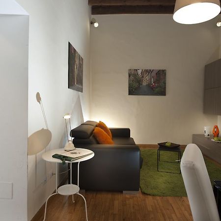 Fl Apartments Charming Flat In The Heart Of Trastevere Rome Buitenkant foto