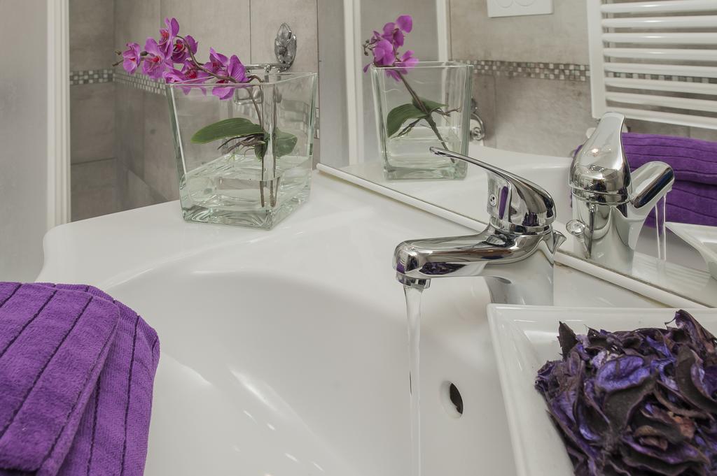 Fl Apartments Charming Flat In The Heart Of Trastevere Rome Buitenkant foto